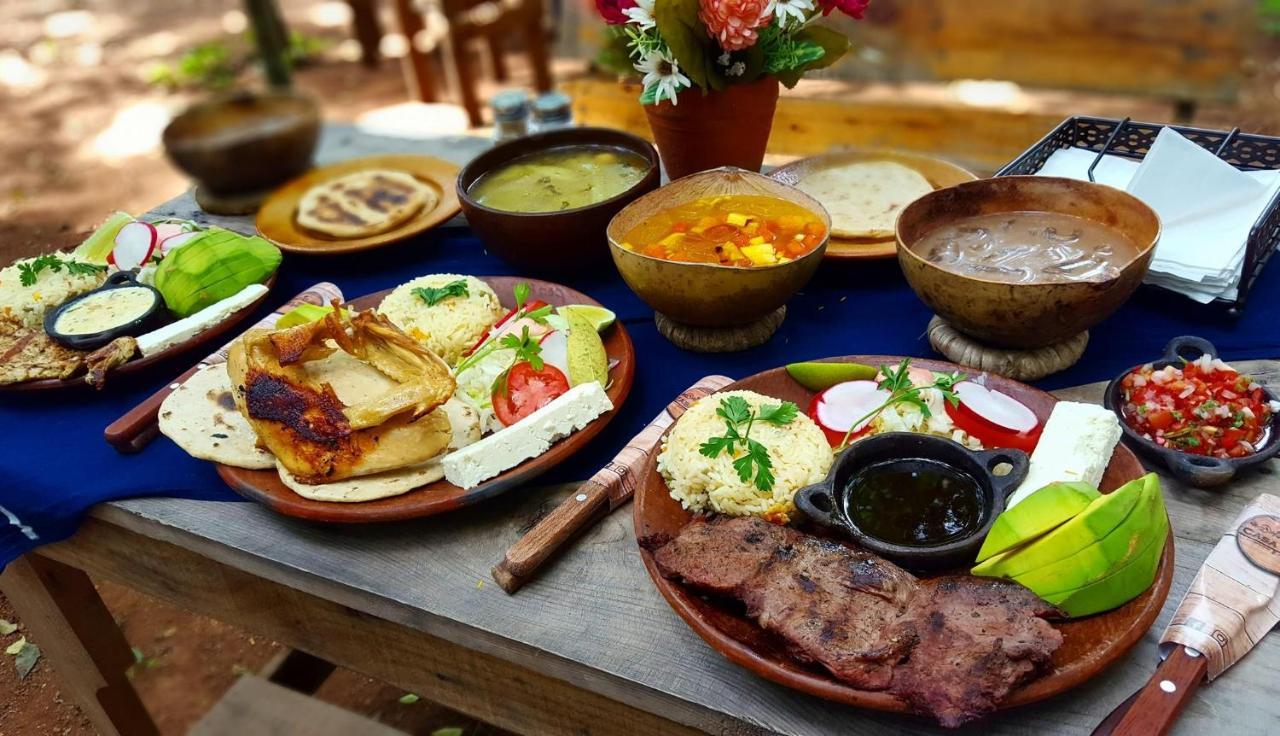 Casa 1800 Suchitoto Boutique Otel Dış mekan fotoğraf